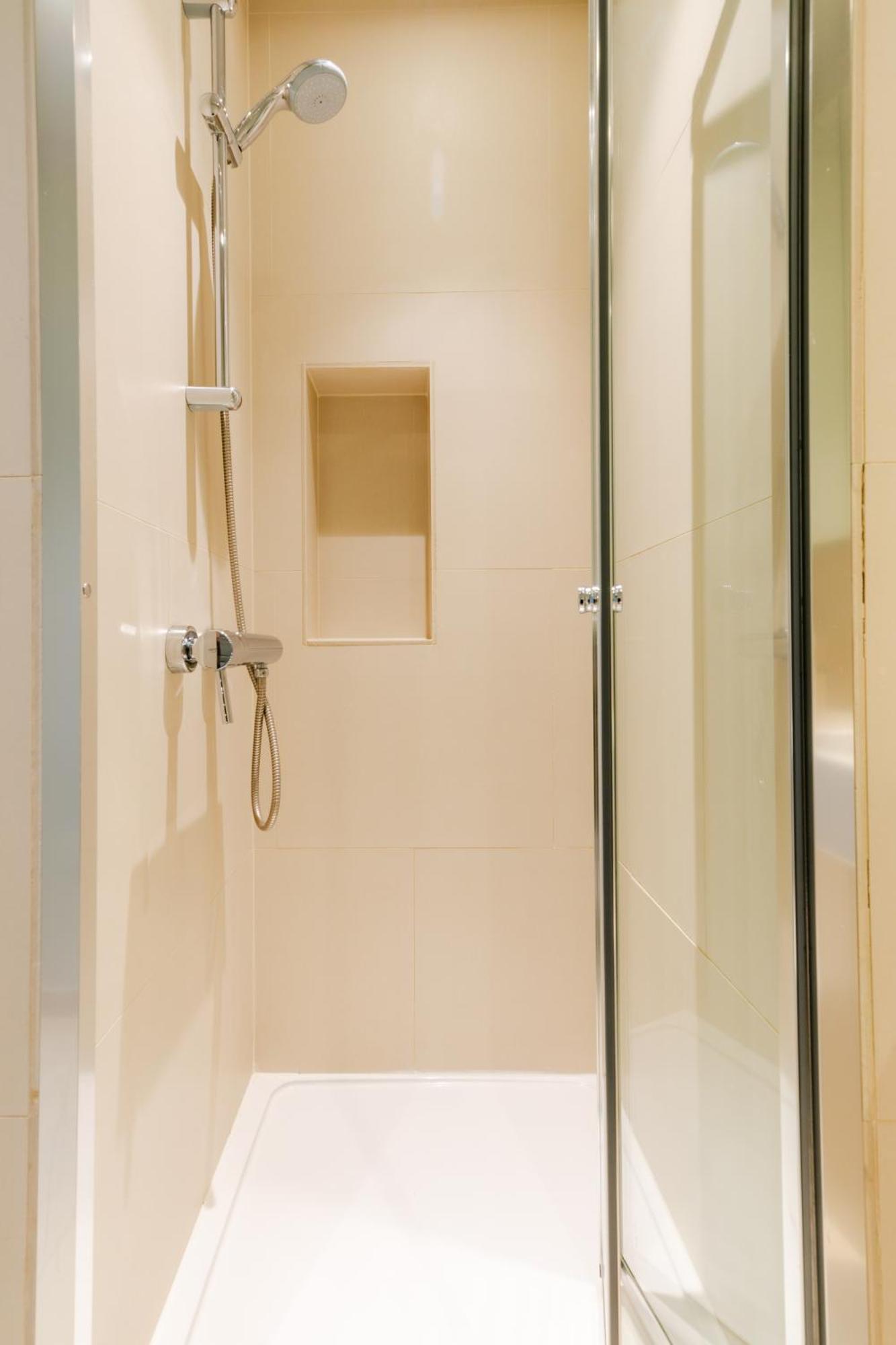 Stayinn Holborn Лондон Экстерьер фото